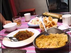 -香巴拉云南餐厅(华莱坞店)