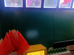 -荒岛实景沉浸密室(江汉路1店)