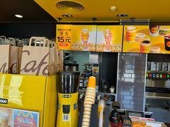 -麦当劳(杨林得来速店)