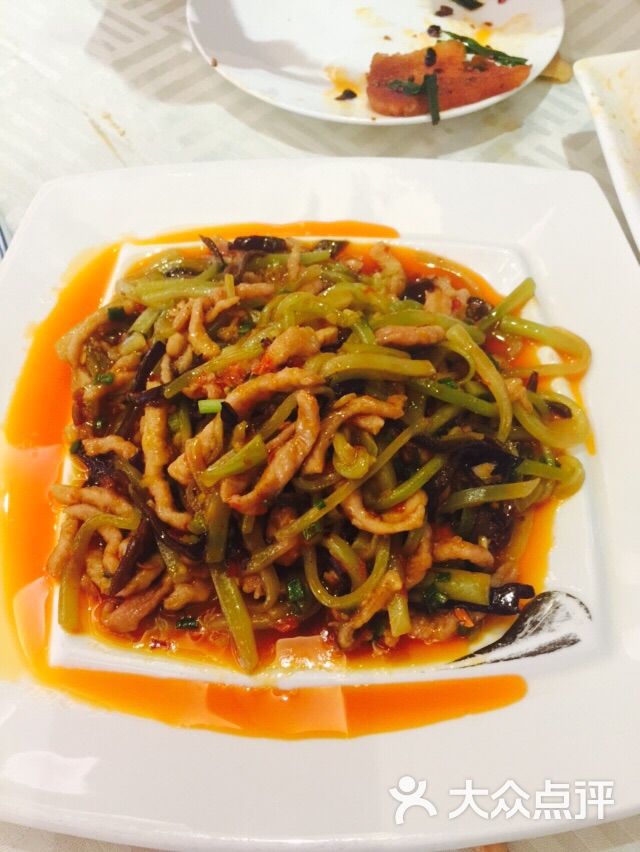 巴国布衣(东方路店)鱼香肉丝图片 - 第1张