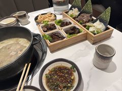 -汤宴·参须肚包鸡(南京路店)