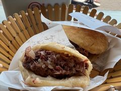 -闫家驴肉老店(华电一校店)