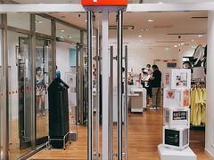 -优衣库(哈尔滨中央大街店)