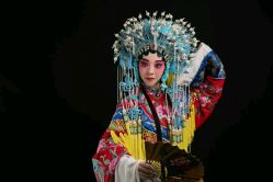 -胭脂猫京剧摄影