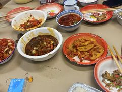 -老三样·旧食新味(绿地店)