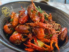 -肥肥虾庄·金牌油焖大虾(汉口城市广场店)