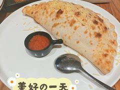 大饺子似披萨-安妮意大利餐厅(世贸天阶店)