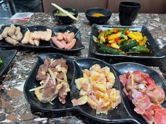 -啊美丽炭火烤肉(滑翔一店)