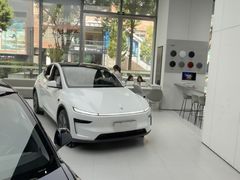 -TESLA 特斯拉(广州天环广场体验店)