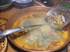 -洱火云南酸菜牛肉火锅(石景山当代商城店)