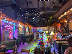 -喜鹊音乐酒馆(西街店)