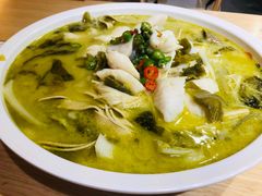 -鱼你在一起(奉贤宝龙城广场店)