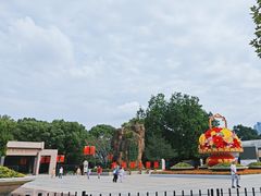 -上海市龙华烈士陵园