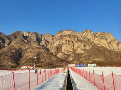 -石京龙滑雪场-停车场