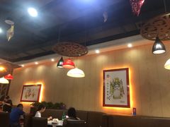 大堂-槐店王婆大虾(长江道店)