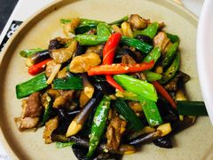 黑鸡枞菌炒肉-渔语鱼酸菜鱼新川菜(来福士店)