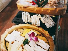 -滇釜火锅·能喝汤的火锅(车公庄店)