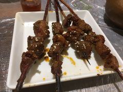红柳条羊肉串-霄汉羊排(万松园一店)