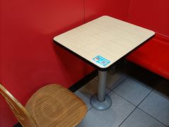 用餐区-三品王(南宁机场店)