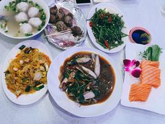 -旅南活海鲜-屏东(墾丁海鮮，海鮮餐廳，墾丁團體合菜，平價熱炒，墾丁熱炒店，活海鮮推薦，在地海鮮餐廳)