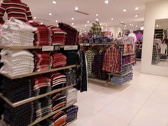 -优衣库(青岛伟东乐客城店)