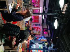 -马路牙子烧烤音乐酒馆(望京店)