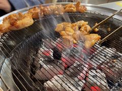 -围炉肉舍•炭烤活鳗•丹东海鲜烤肉(步行街店)