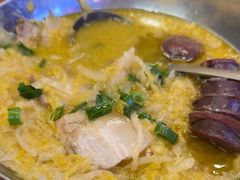 -闯关东东北农家菜(崂山石老人店)