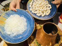 -雀舞云南菜(天津天河城购物中心店)