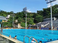 -越秀山游泳场