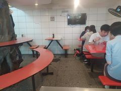 -易记皮肚面(明瓦廊店)