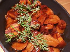 土豆干红烧肉-小大董·烤鸭(凤凰汇店)