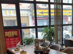 -草家酱蟹炭火烤肉店(珲春南路二店)