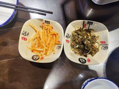 -富正毅三下锅·湘西韵味(天门山索道店)