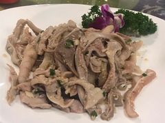 凉拌猪耳朵鸡爪猪肚-五姊妹海鲜(火车站店)
