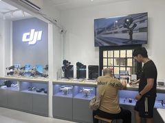 -DJI大疆专营店(1933购物中心店)