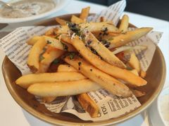 -斯普汇生蚝牛排馆(中骏世界城店)
