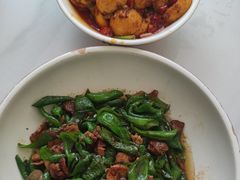 -独一佳老胡湘菜馆(矿山路店)