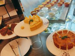 -牛YO寿喜烧·铁板烧和牛火锅自助(市府恒隆店)
