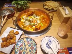 -洱火云南酸菜牛肉火锅(石景山当代商城店)