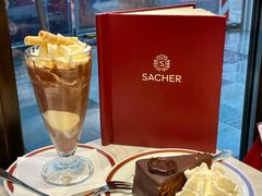 -Cafe Sacher(WIEN)