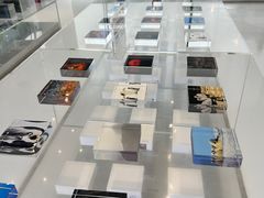 -罗红摄影艺术馆