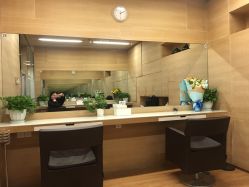 -CARR SALON