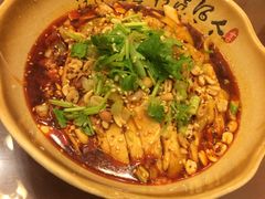 -川流不息·地道川菜·小龙虾(新松江路店)