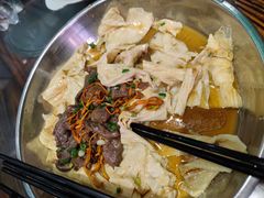 腐竹蒸黄牛肉-石岐乳鸽村(南海第三分店)