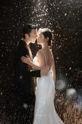 -至臻微拉婚纱摄影