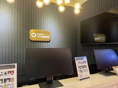 -白衬衫照相馆(五彩店)