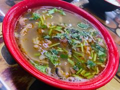 -春雨羊汤店(广开四马路总店)