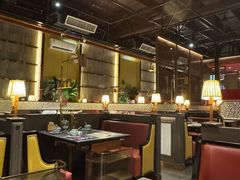 -牛村来人潮汕牛肉火锅(西单店)