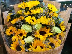 -花草间花行(法华镇路店)